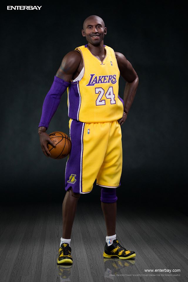  Artikelbild 3 des Artikels “NBA Kobe Bryant 1:6 scale figurine “