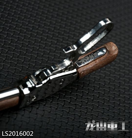  Artikelbild 3 des Artikels “1:6 Die Cast Winchester Shotgun M1887 (Dark Brown) “