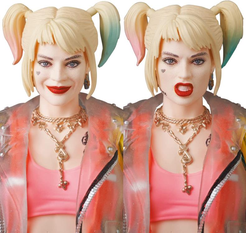  Product image 3 of the product “Birds of Prey – Harley Quinn (Caution Tape Jacket Ver.) ”