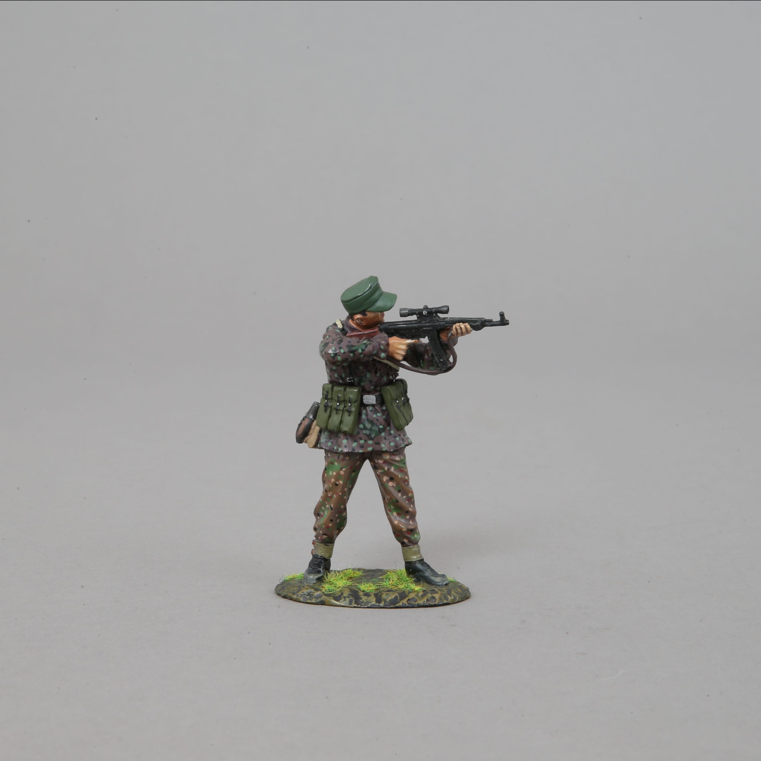  Artikelbild 3 des Artikels “German SS Scharfschütze MP44  (Limited Ed 100) “