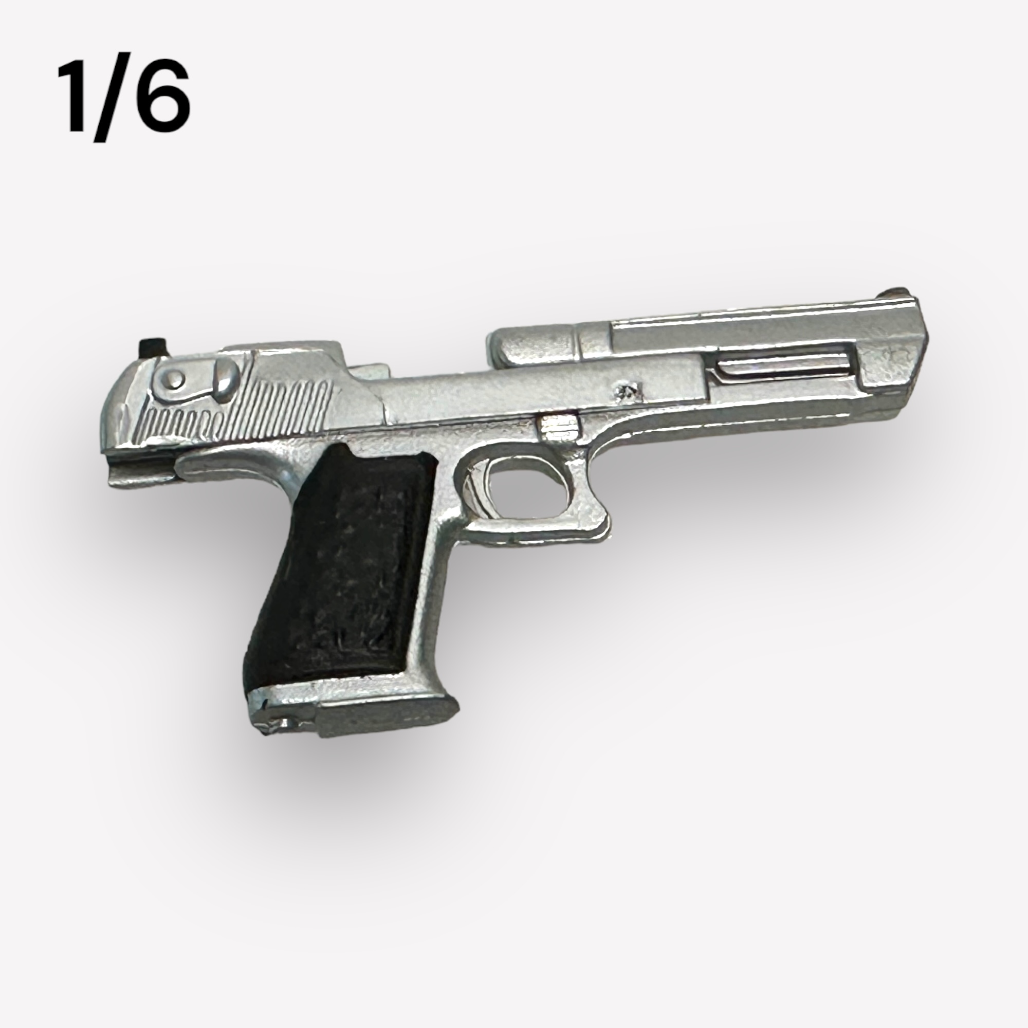  Artikelbild 3 des Artikels “Desert Eagle deluxe 1/6 Silver “