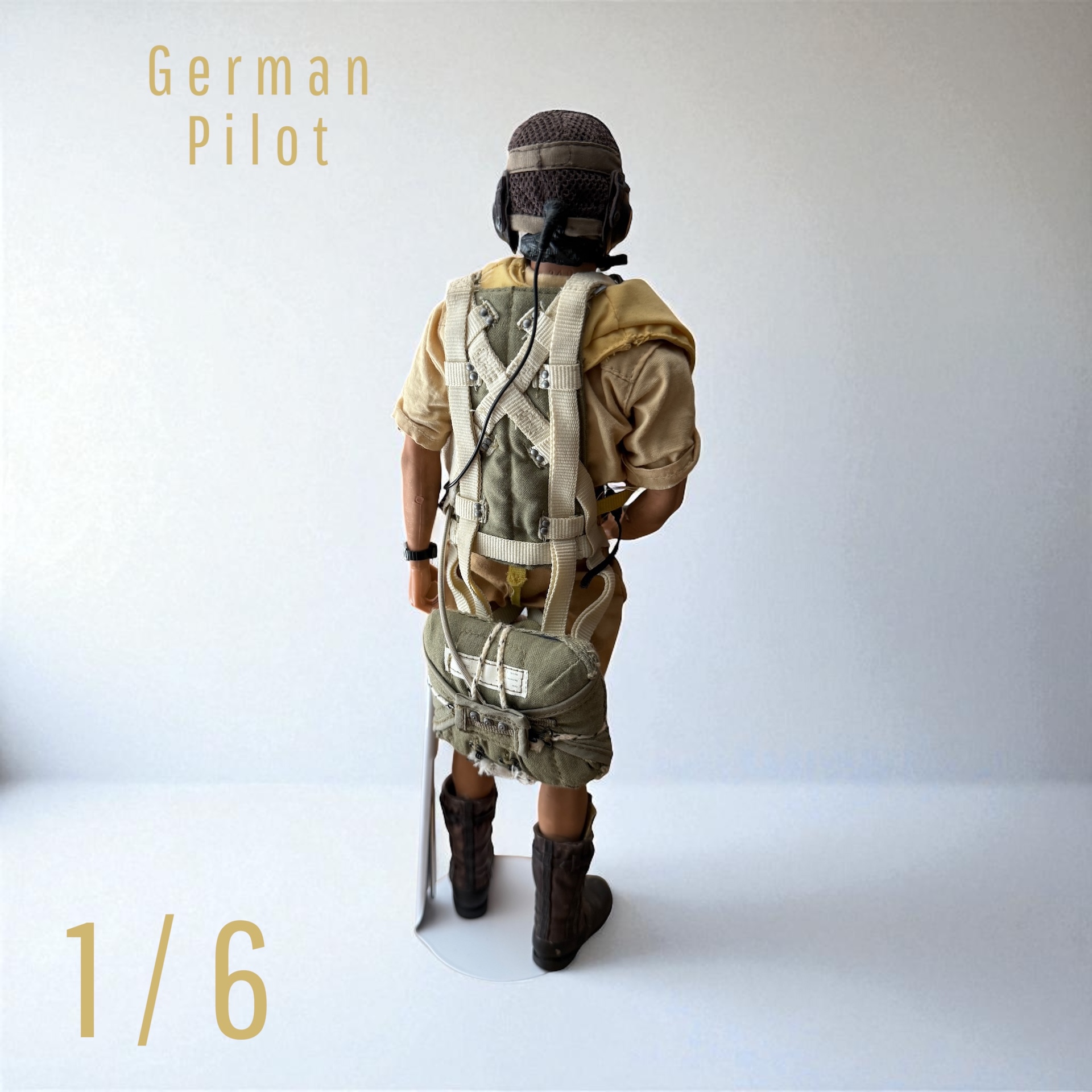  Product image 3 of the product “Nord Afrika - Luftwaffe Pilot - Oberleutnant  1/6 ”