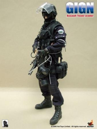  Artikelbild 3 des Artikels “GIGN Assault team Leader “