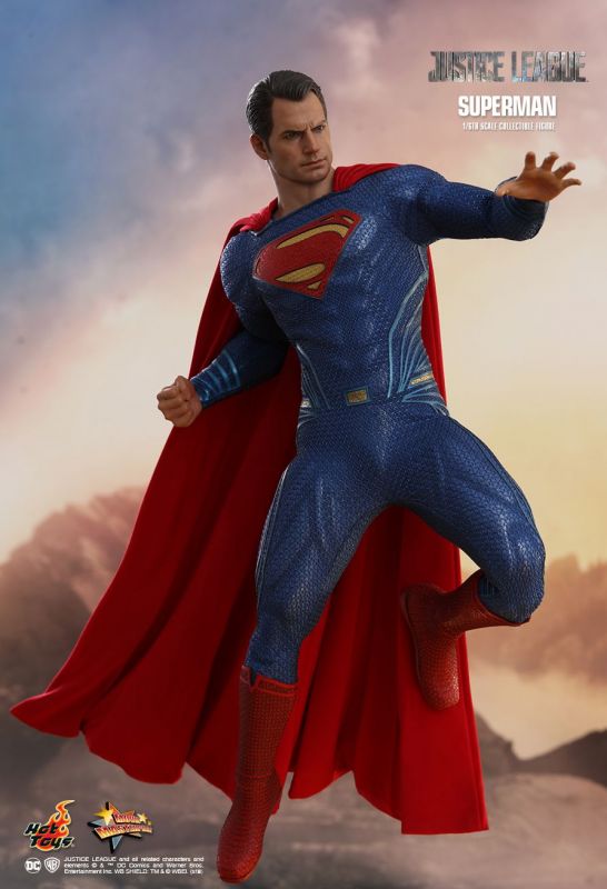  Artikelbild 3 des Artikels “1:6th scale Superman Collectible Figure “