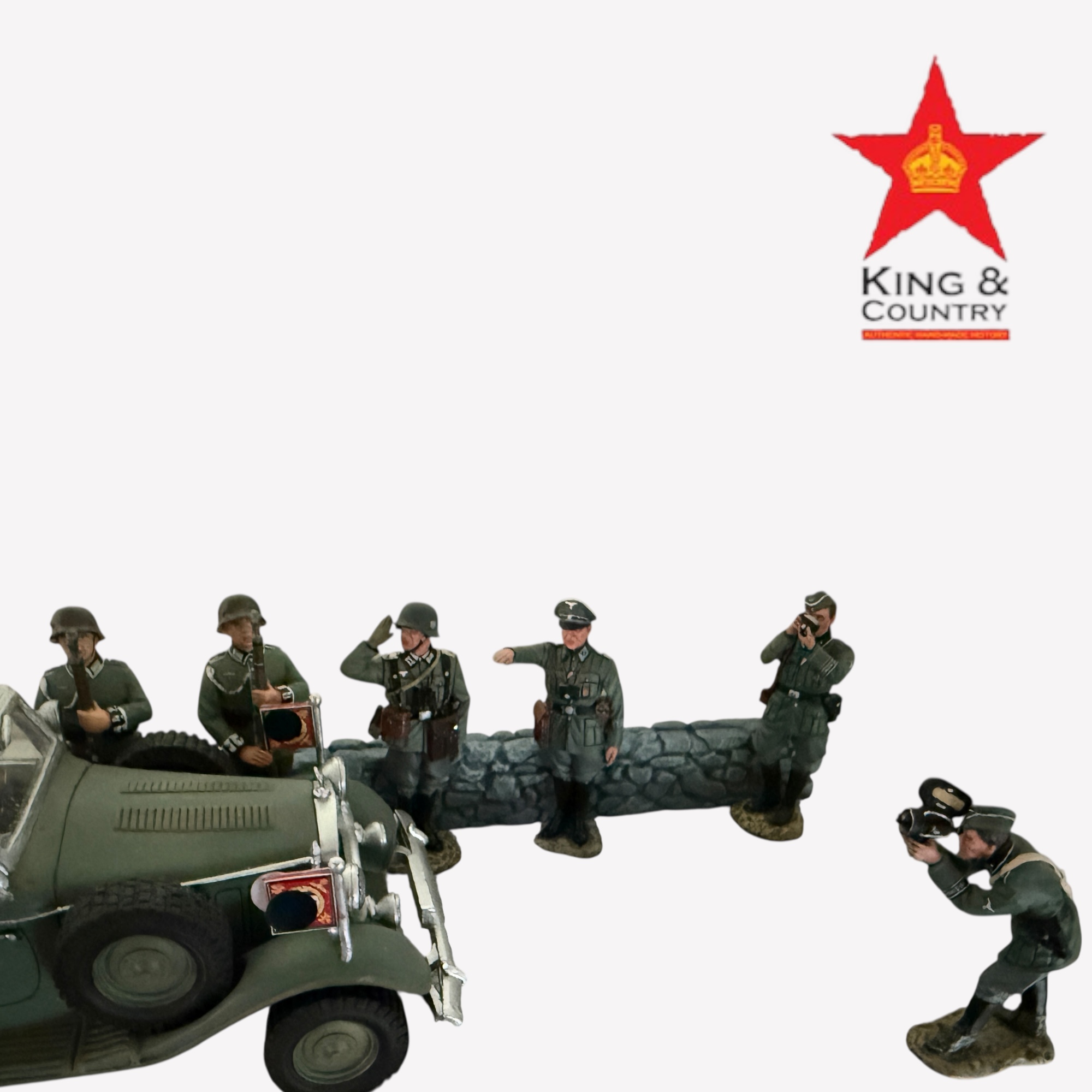  Product image 3 of the product “Display with Der Fuhrer’s Mercedes Benz W31 Staff Car ”