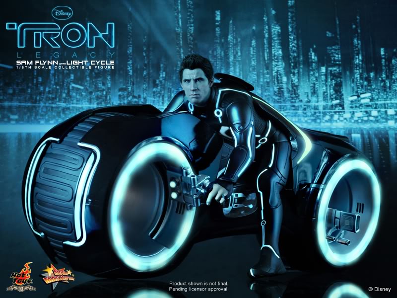  Artikelbild 3 des Artikels “1:6th scale Sam Flynn Collectible Figure with Light Cycle “