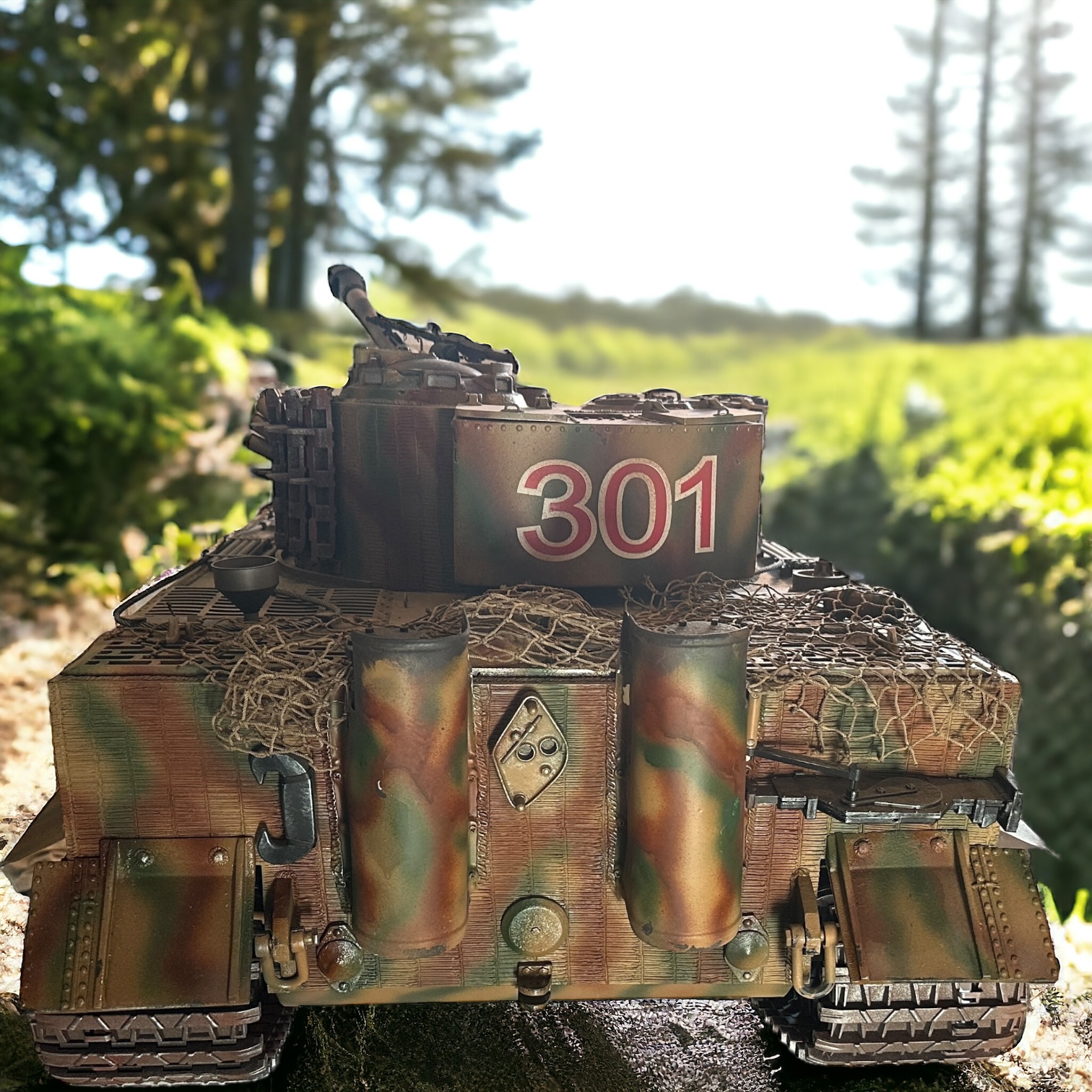  Product image 3 of the product “Tiger I Panzer aus ABS mit Mike Stannard Zubehör 1/6 ”