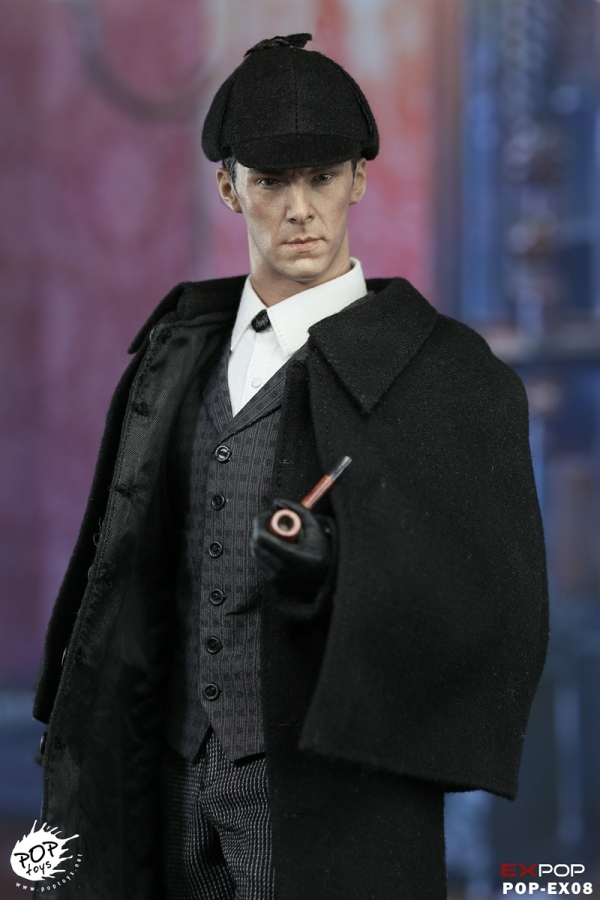  Product image 3 of the product “Sherlock - British Detective in Victorian Outfit - im Maßstab 1:6 (ca. 30cm Figur) ”