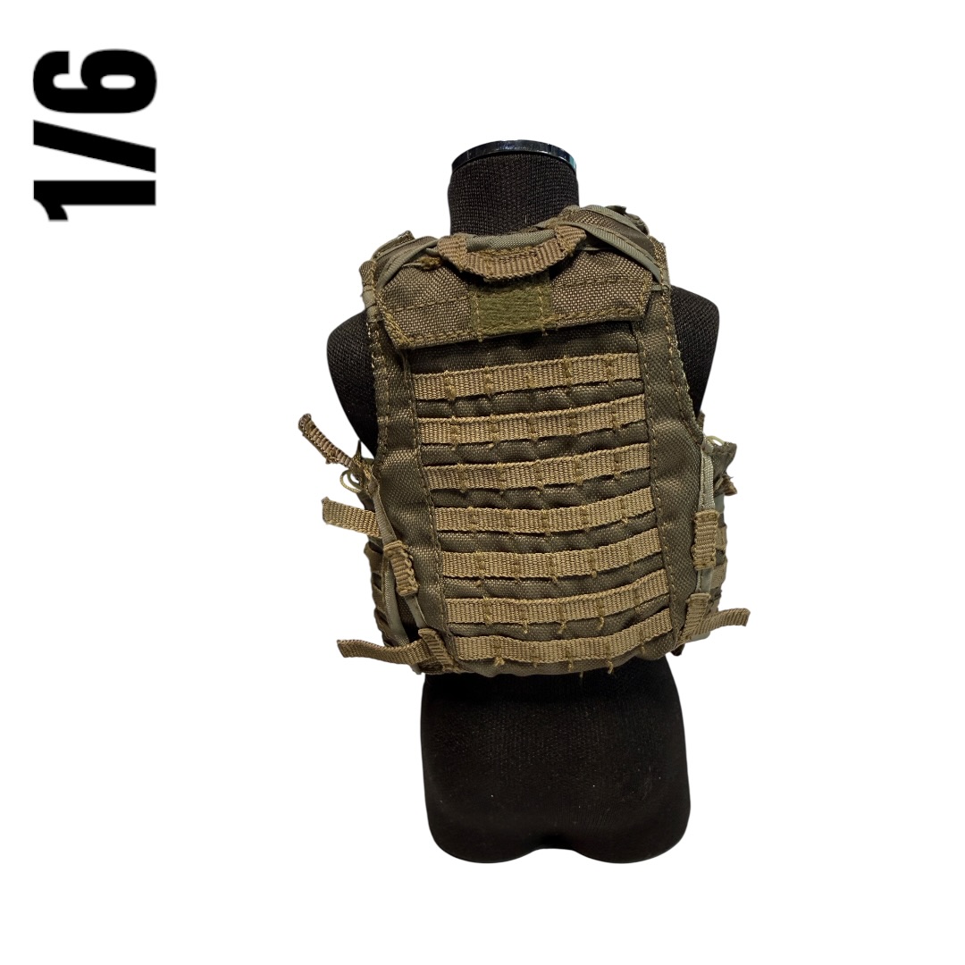  Product image 3 of the product “1:6  Tactical Vest Tan (Detailed) ”