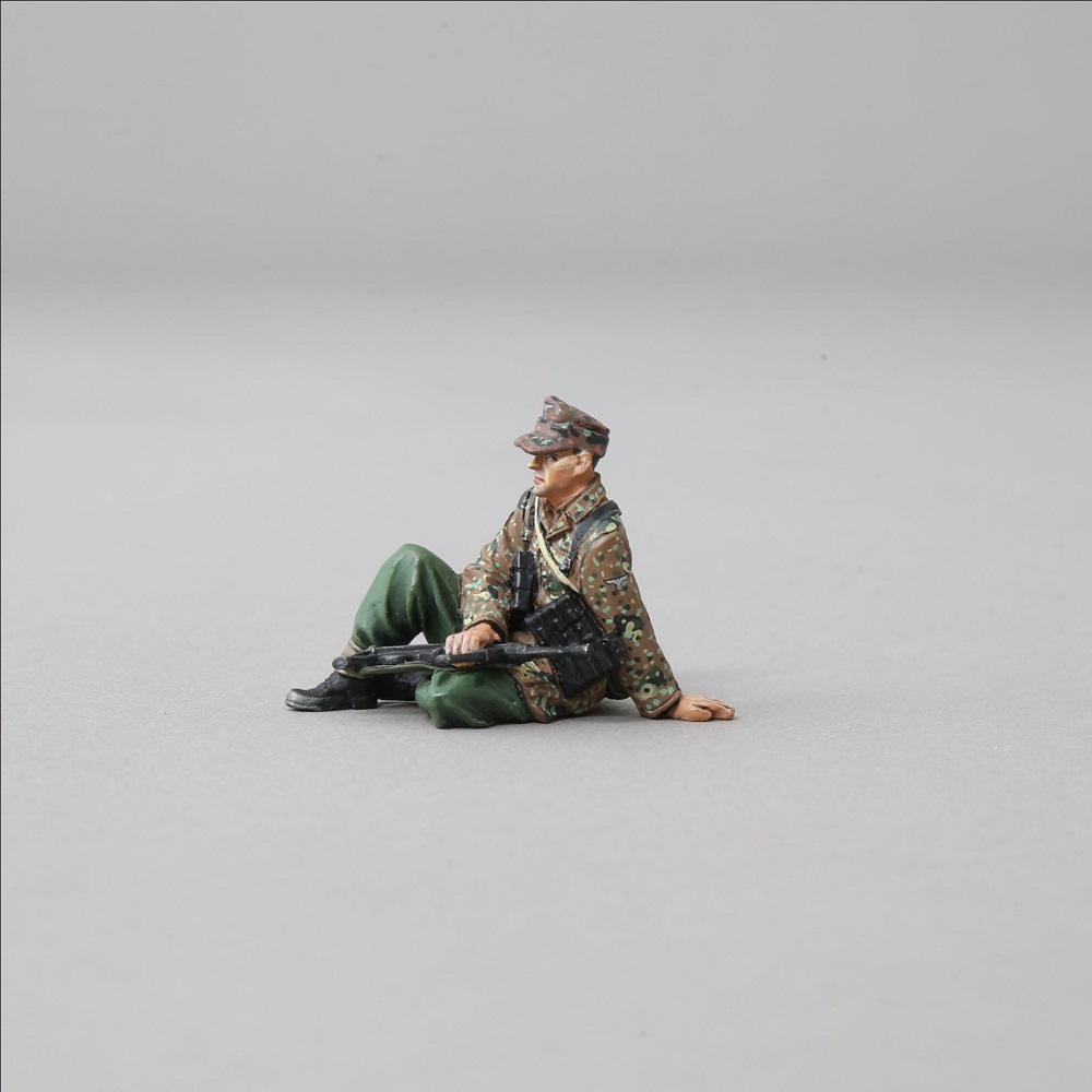  Artikelbild 3 des Artikels “Elite Soldat in Tarnsmock Relaxed Sitzend 1/30 “