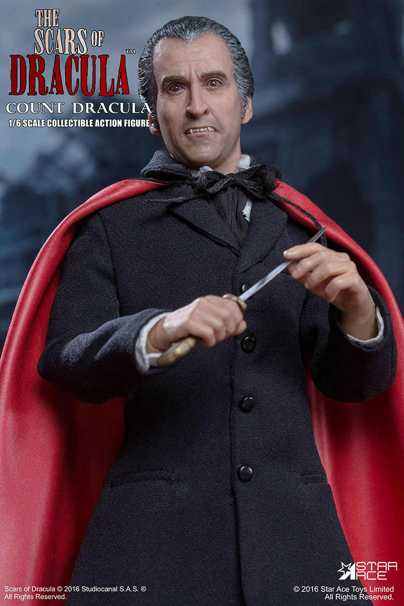  Product image 3 of the product “1/6 Scars Of Dracula - Count Dracula ”