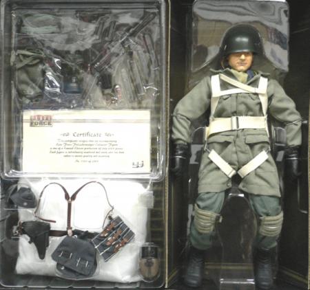  Artikelbild 3 des Artikels “2003- Exclusive - Fallschirmjäger - BBI 2003 - Exclusive “