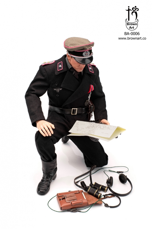  Product image 3 of the product “The Panzer Commander Of German of WWII (Deluxe Version) ”