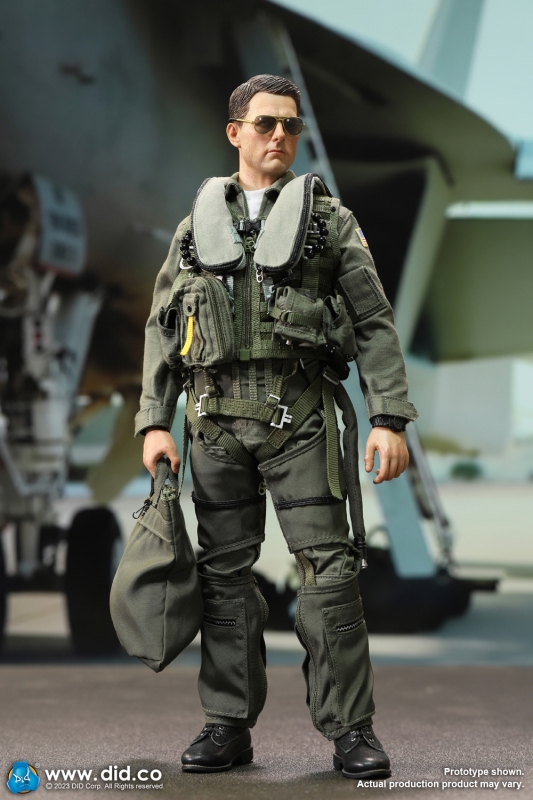  Product image 3 of the product “Captain Pete Mitchell - US Navy Fighter Weapons School Instructor F/A-18E Pilot - in 1/6 scale ”