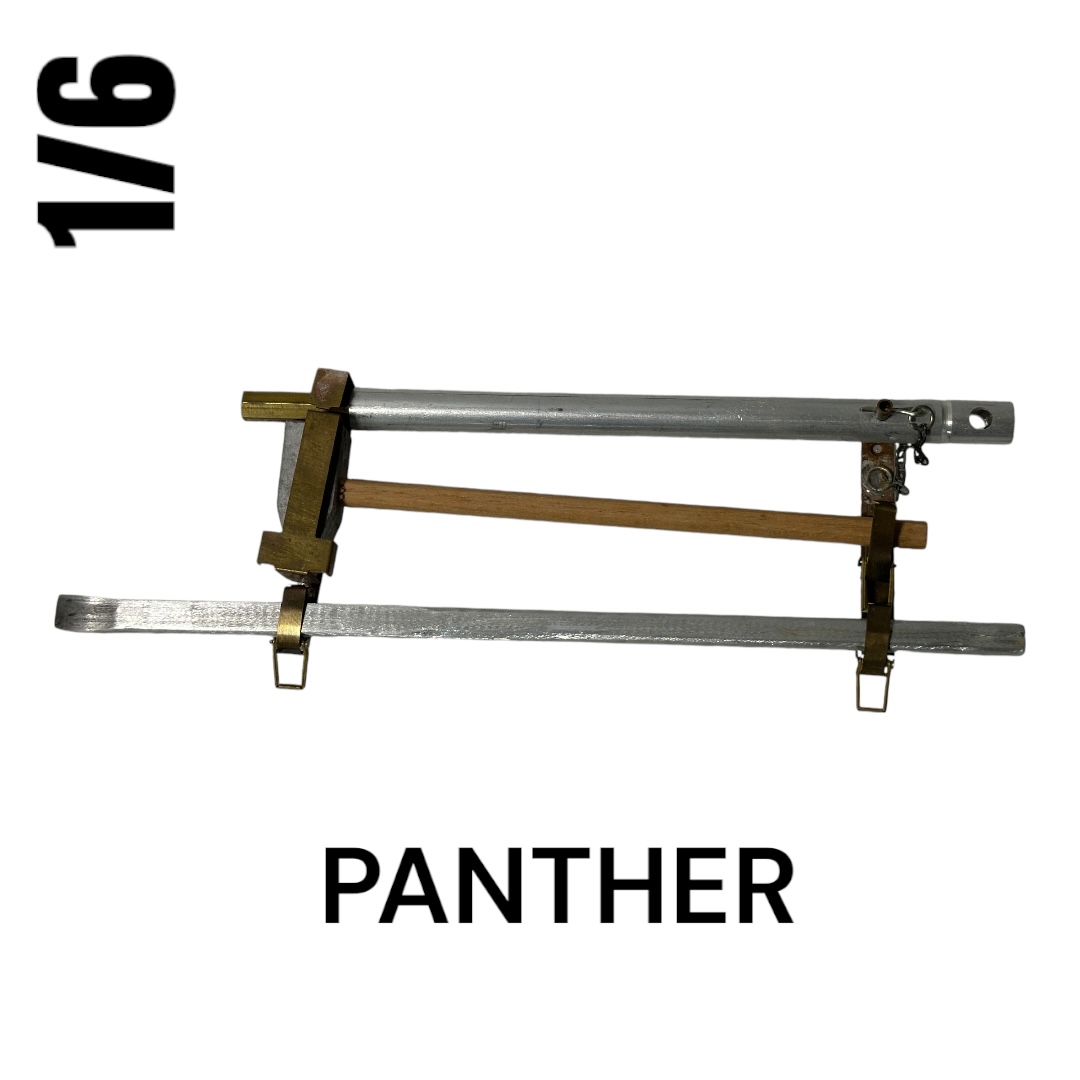  Artikelbild 3 des Artikels “Panther Werkzeug Set mit Halterung  de Luxe edition  1:6 “