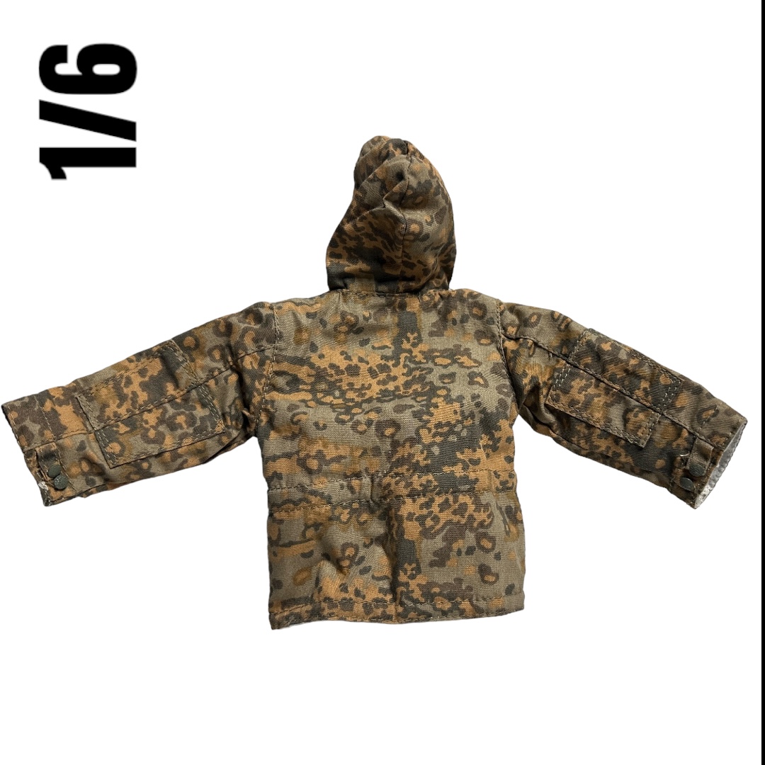  Product image 3 of the product “Winterparka, Wendbar, Eichenlaub ”