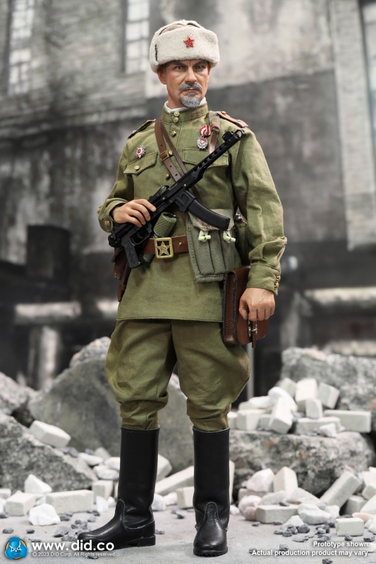  Artikelbild 3 des Artikels “WWII Soviet Infantry Junior Lieutenant - Viktor Reznov “