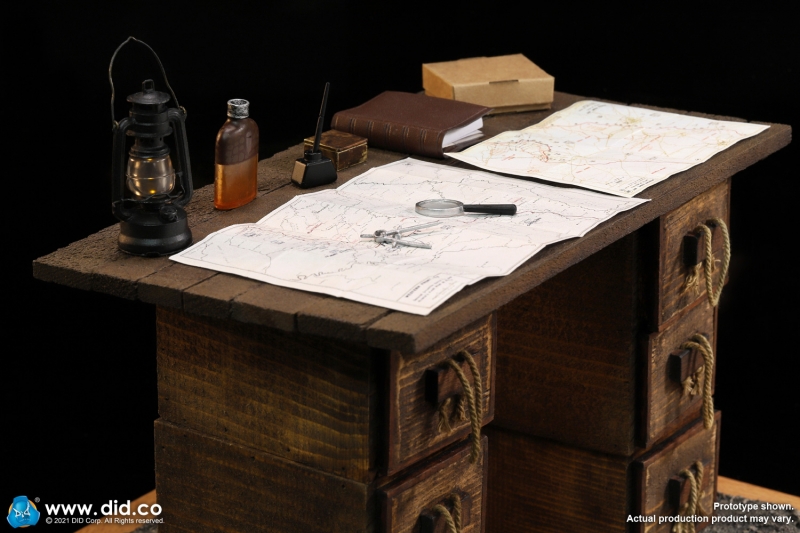  Product image 3 of the product “WWI War Desk Diorama Set - in 1:6 scale- ”