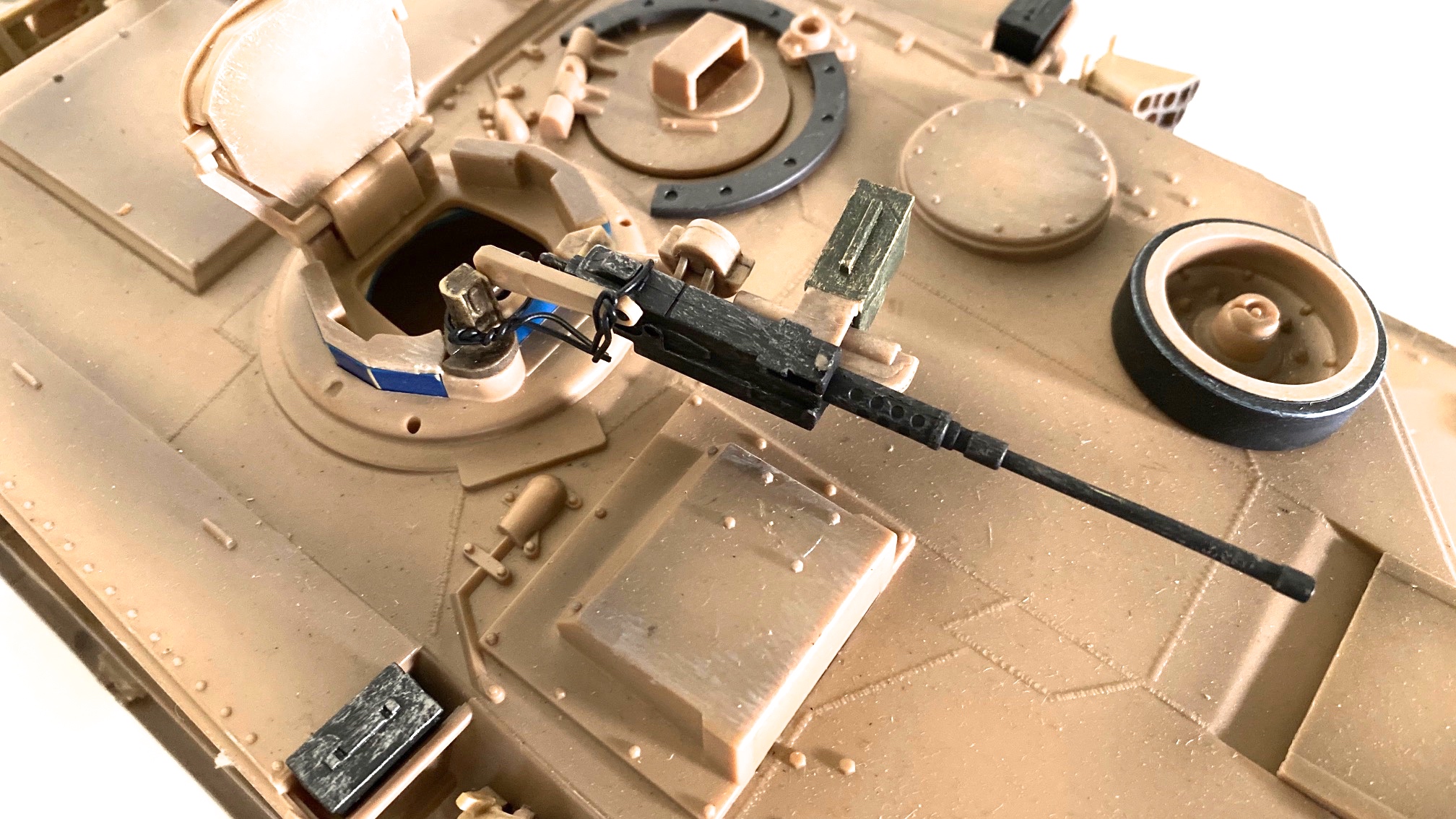  Product image 4 of the product “1:18 M1A1 Abrams ohne Box ”
