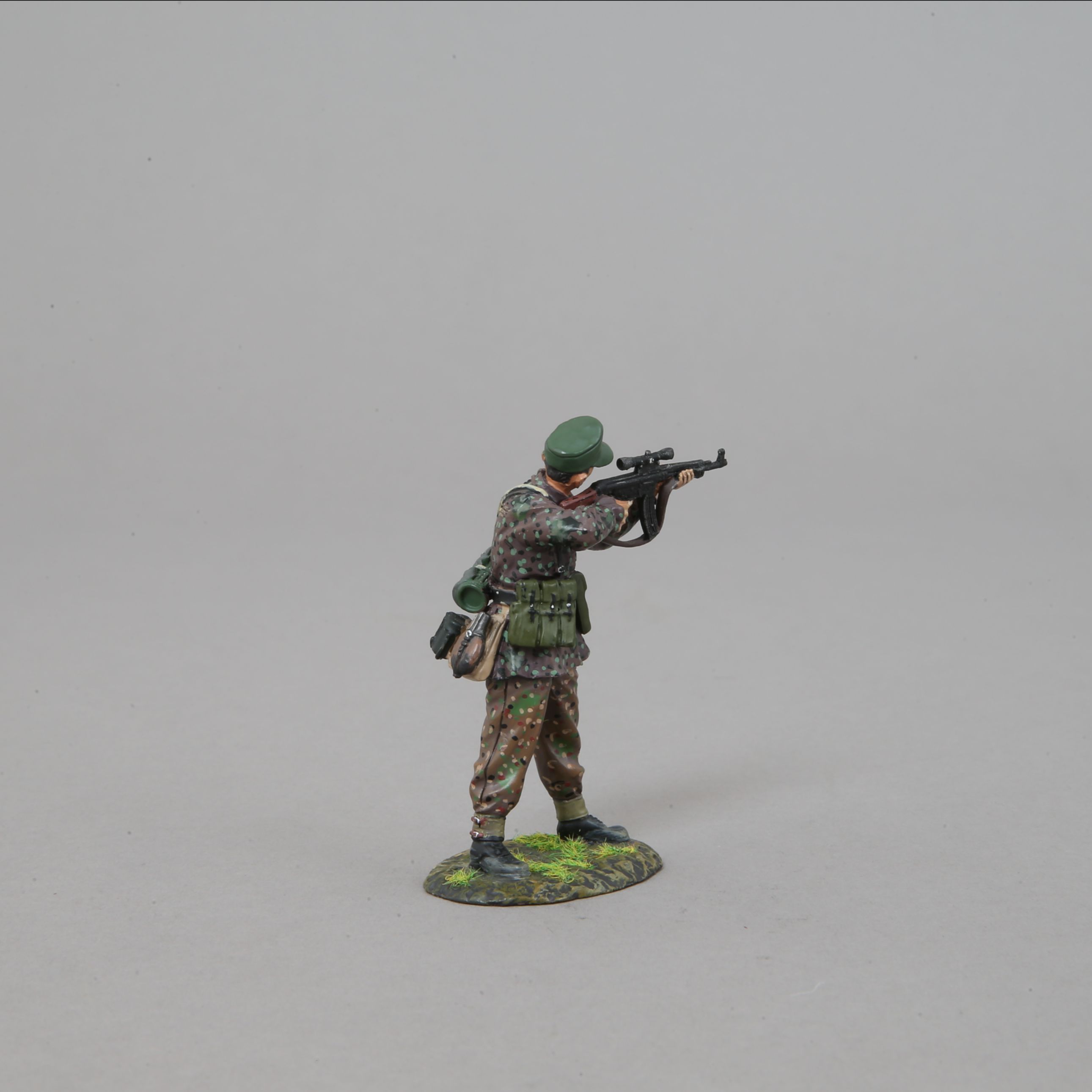  Artikelbild 4 des Artikels “German SS Scharfschütze MP44  (Limited Ed 100) “