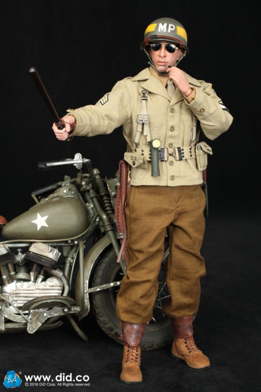  Product image 4 of the product “BRYAN - im Maßstab 1:6 (ca. 30cm große Figur) ”