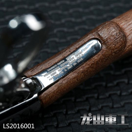  Artikelbild 4 des Artikels “1:6 Die Cast Winchester Shotgun M1887 (Dark Brown) “