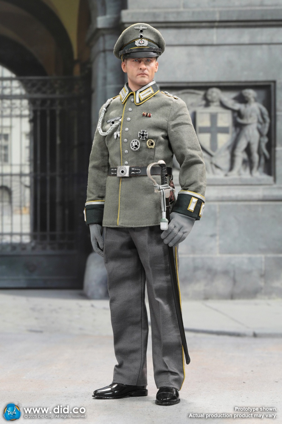  Product image 4 of the product “Anselm - WW II German - Cavalry Standard-Bearer - in 1:6 ”