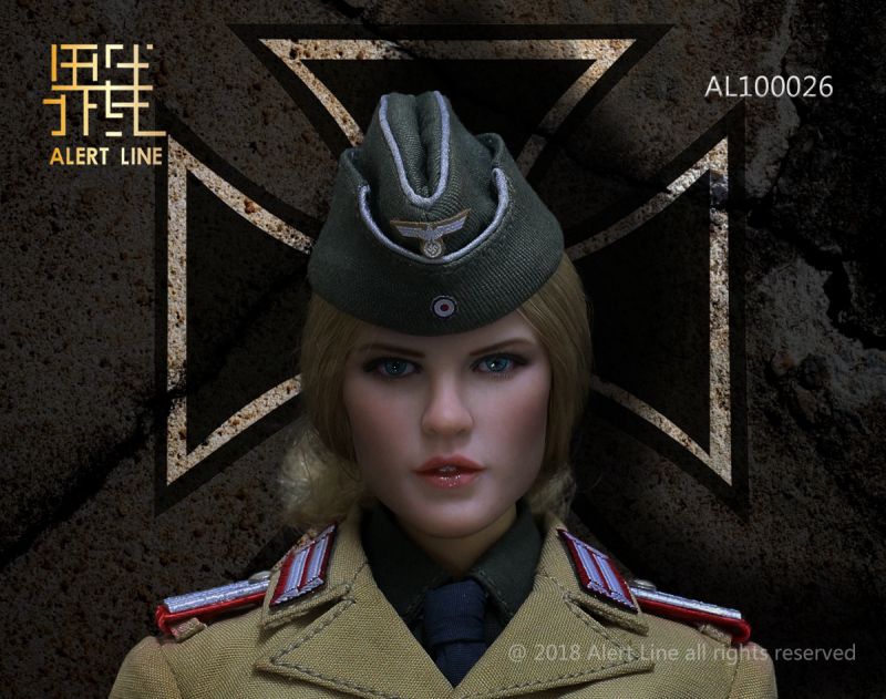  Product image 4 of the product “Afrika Korps Offizierin in  1/6 ”