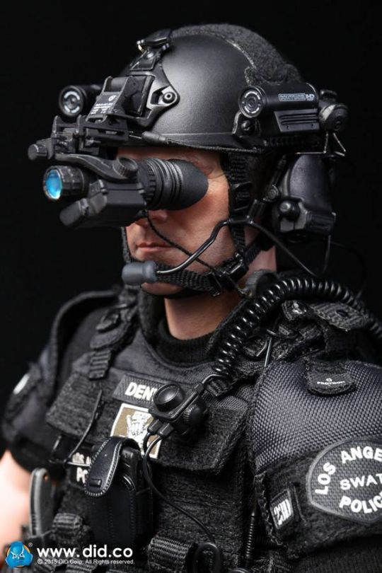  Artikelbild 4 des Artikels “L.A.P.D. - SWAT - Point Man - 