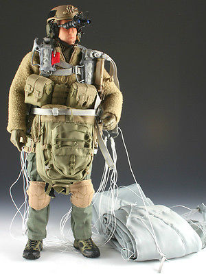  Artikelbild 4 des Artikels “Haho, BBi 2005 Anniversary Figure SEAL Team 3 HALO “