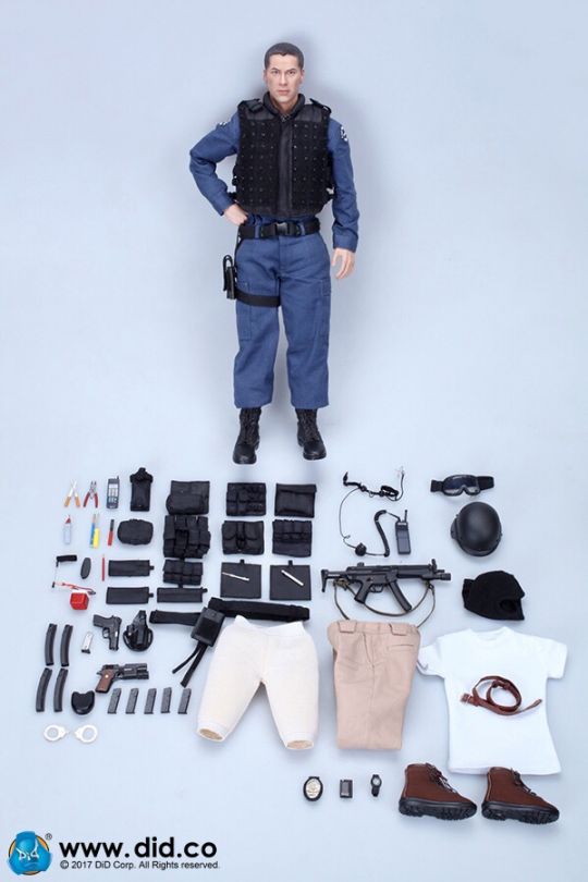  Artikelbild 4 des Artikels “SPEED LAPD SWAT 90S - Kenny (Exclusive Version) “