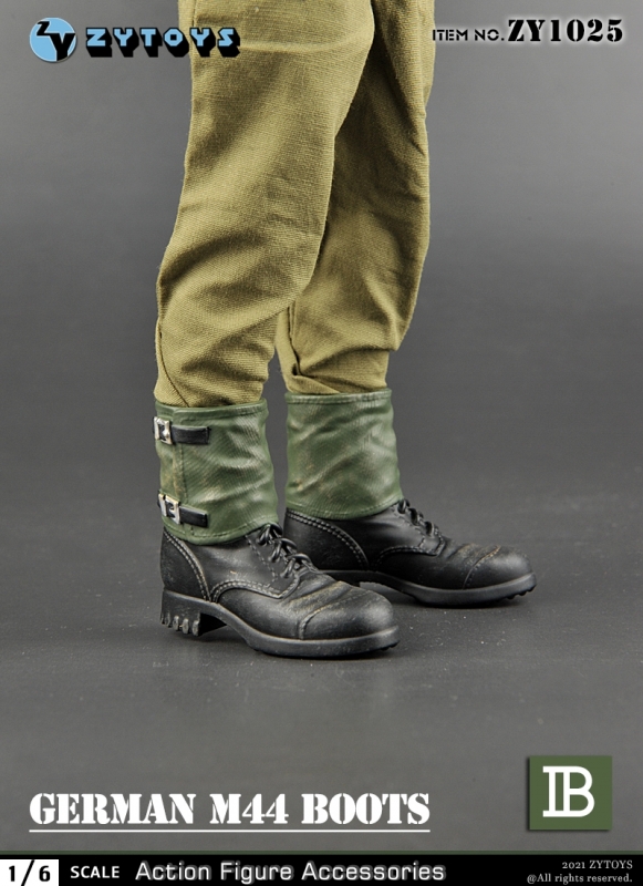  Artikelbild 4 des Artikels “M44 Feldschuhe mit Gamaschen 1:6 “