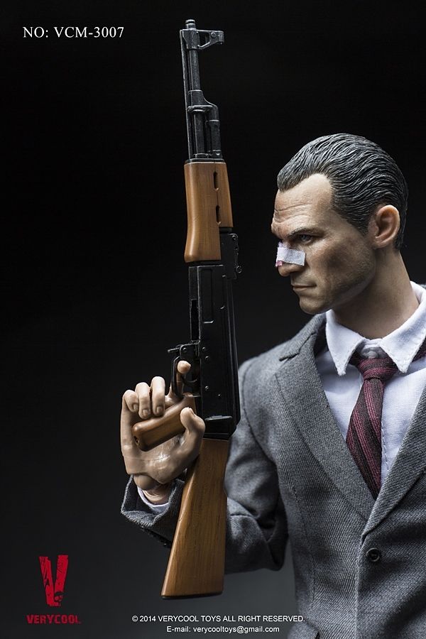  Artikelbild 4 des Artikels “Medicated Psychopath Adam 1:6 Figur “