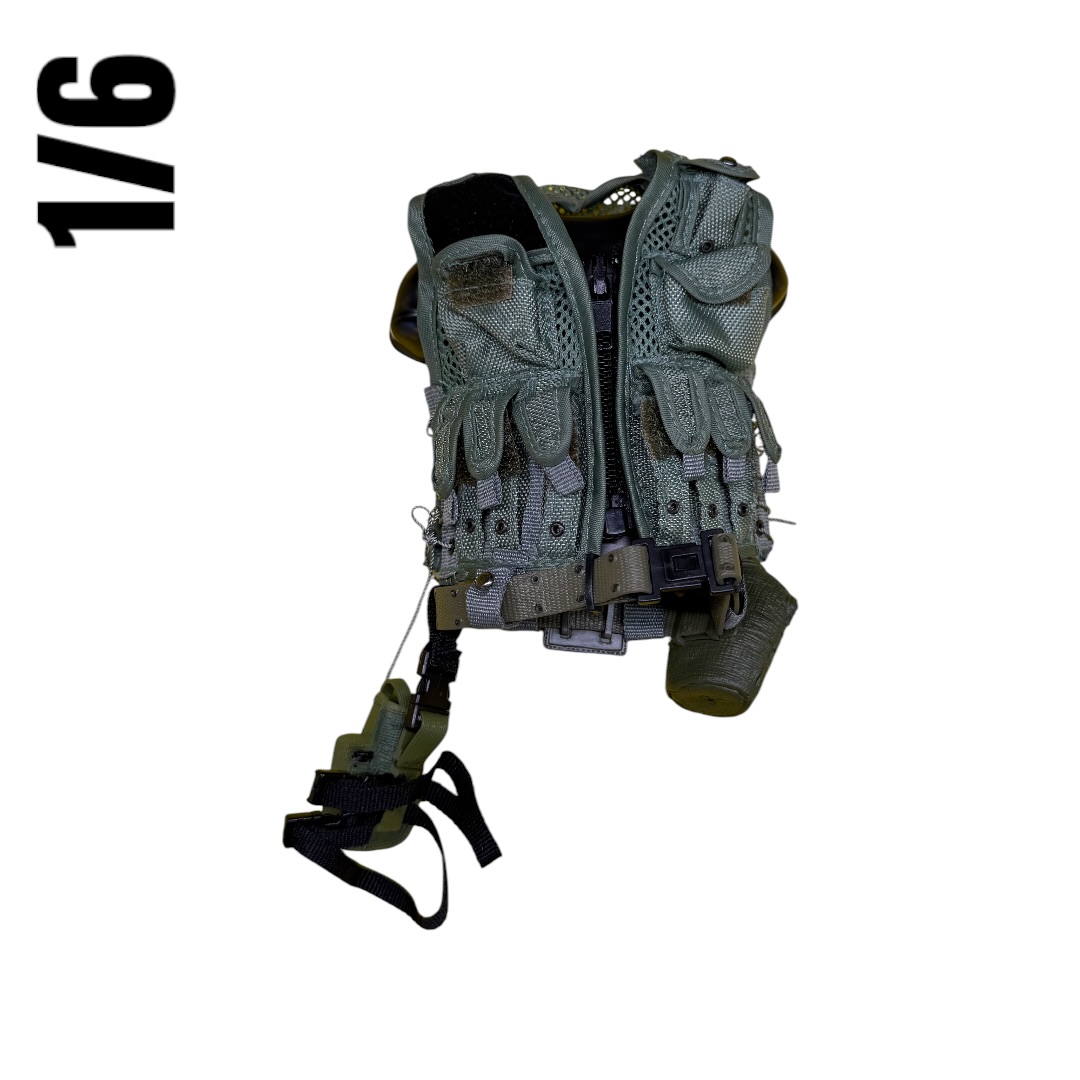  Artikelbild 4 des Artikels “1:6 Tactical Body Vest (OG) with Holster “