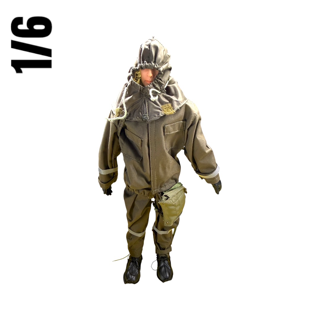  Product image 4 of the product “1/6-scale U.S. military chemical/biological (NBC/CBRN) protective-suit figure set. ”