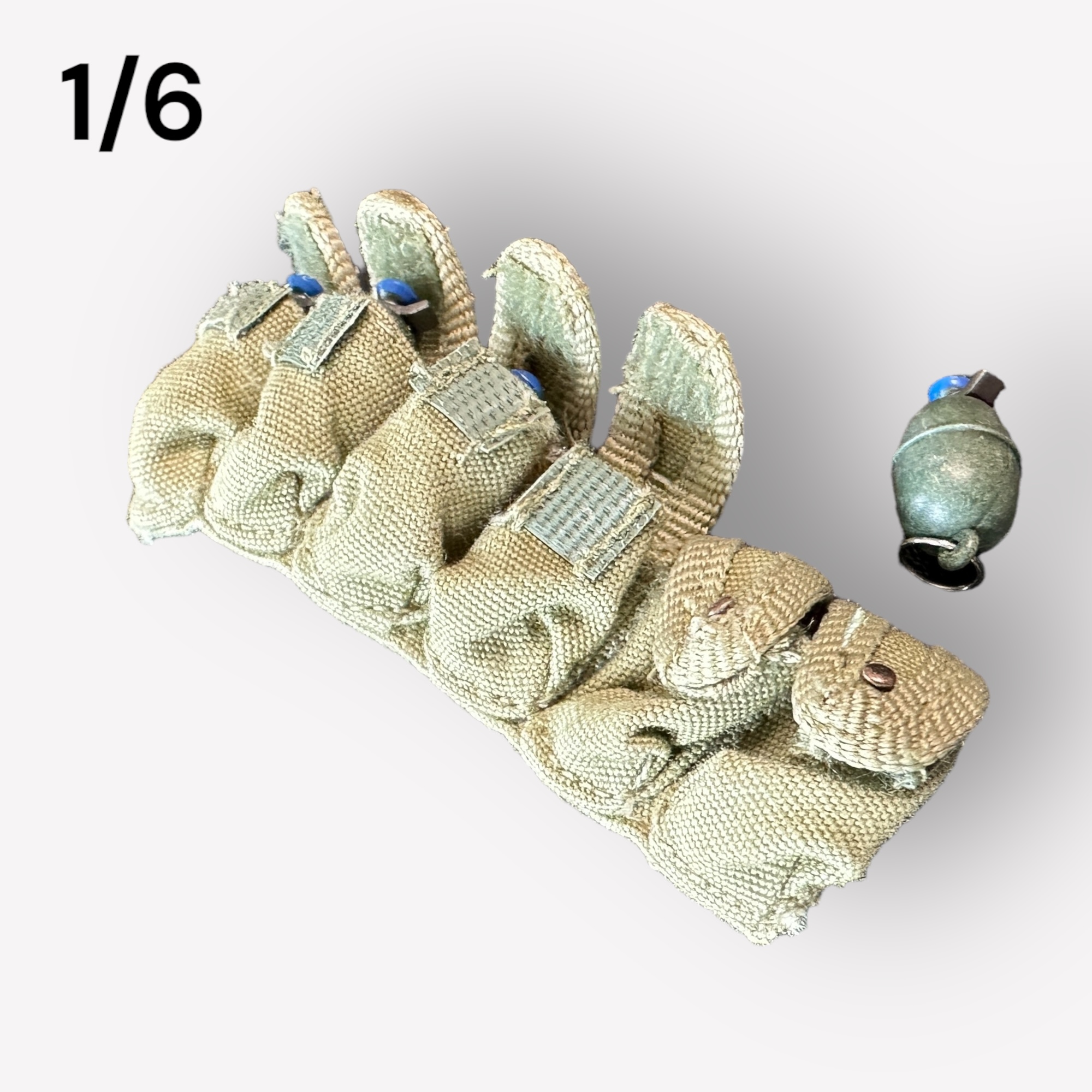  Artikelbild 4 des Artikels “Eierhandgranaten Gürtel in Stoff 1:6 ( ohne Granaten) “