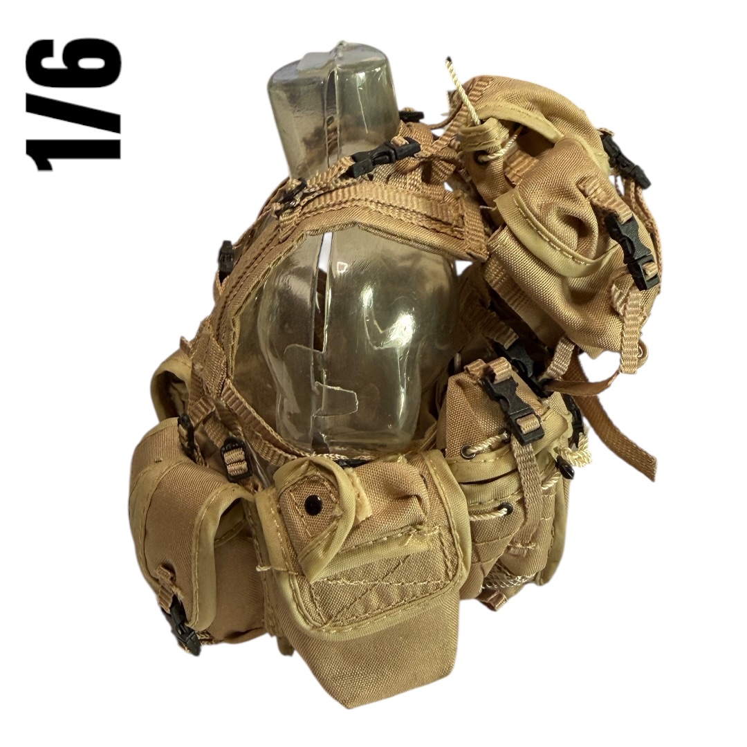 Product image 4 of the product “1:6 Omega EOD Vest (Tan) Full Gear ”