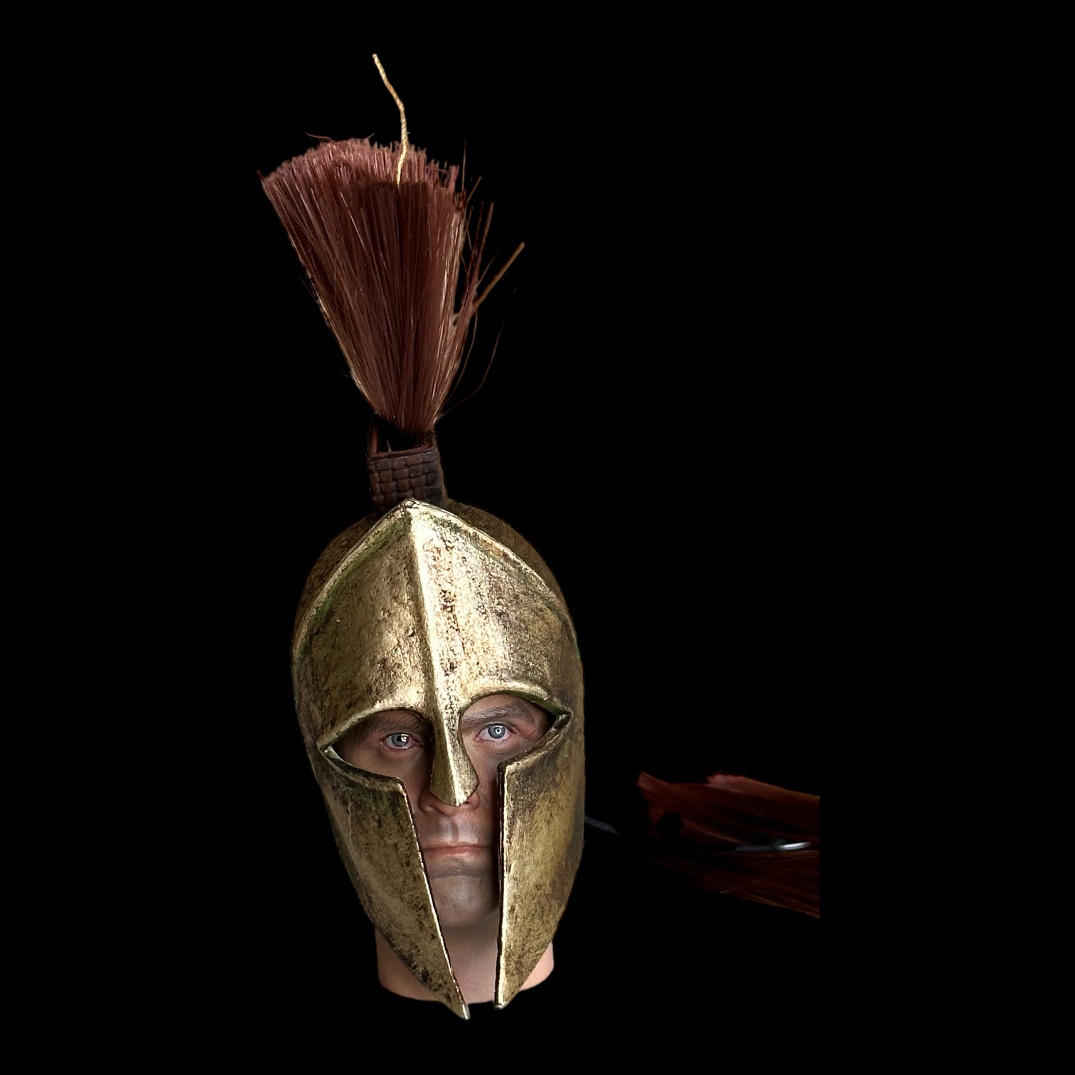  Artikelbild 4 des Artikels “Thracian Helmet with red plume “