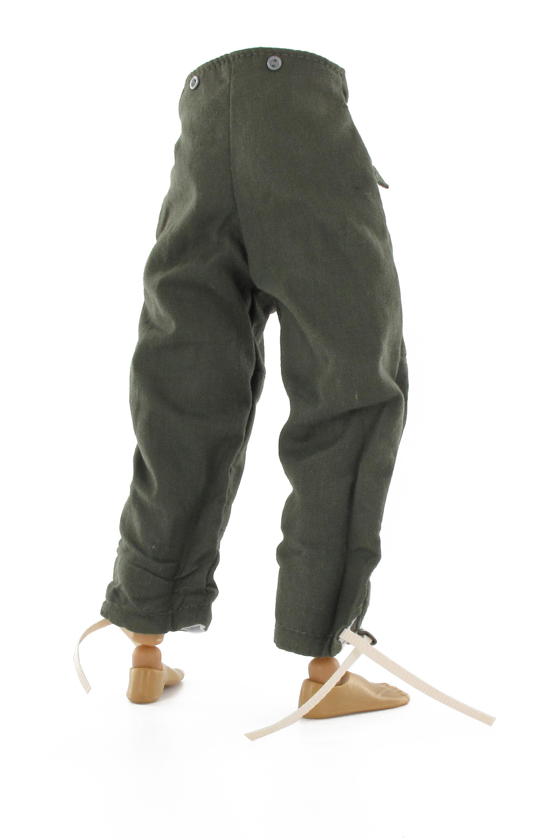  Artikelbild 4 des Artikels “Winterparka und Hose  Grau 1:6 “