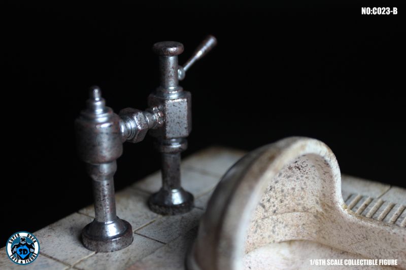  Artikelbild 4 des Artikels “Turkish Toilet (White) used optic 1:6 “