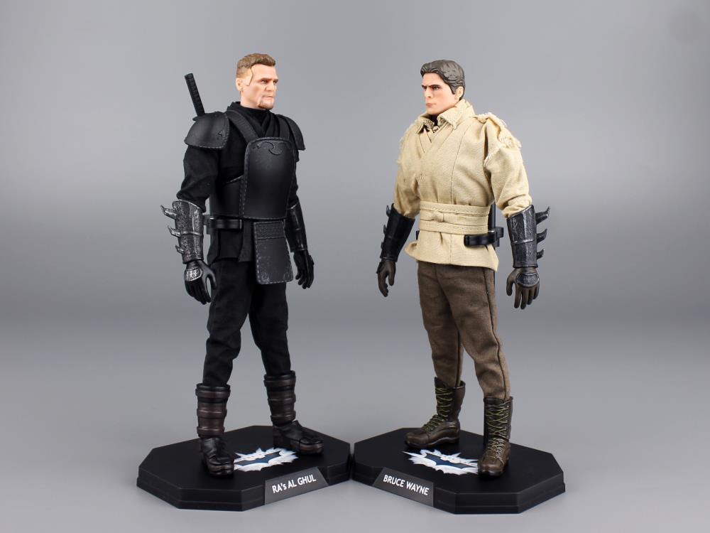  Artikelbild 5 des Artikels “1/12 Batman Begins Bruce Wayne & Henri Ducard  Set “