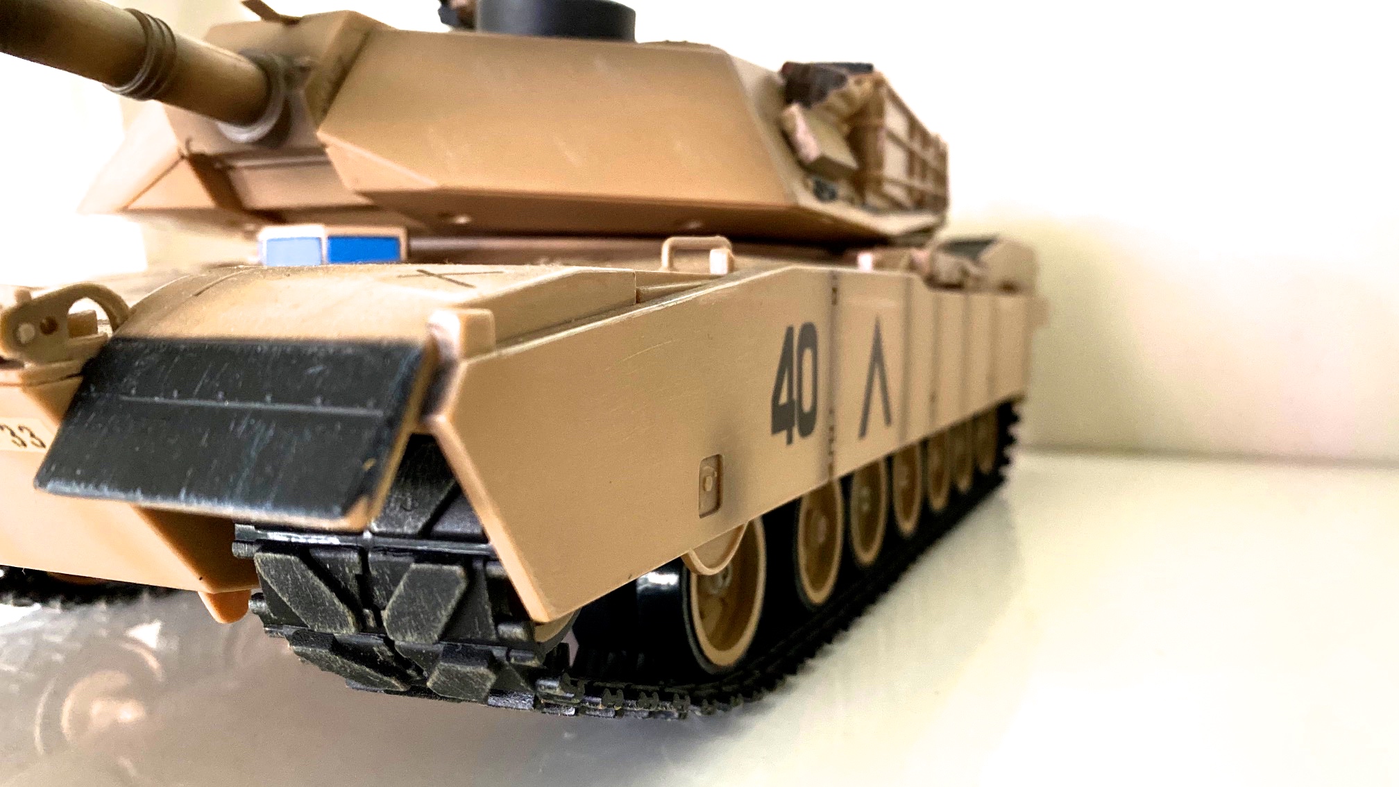  Product image 5 of the product “1:18 M1A1 Abrams ohne Box ”