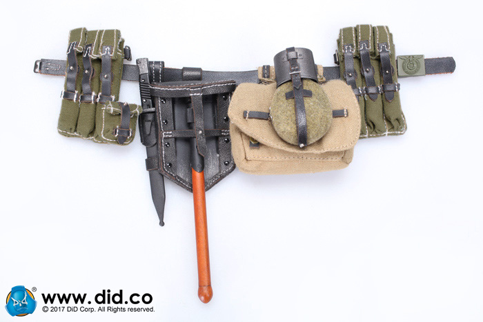  Artikelbild 5 des Artikels “Baldric - 3rd. SS-Panzer-Division MG34 Gunner - Figure in 1:6 scale “