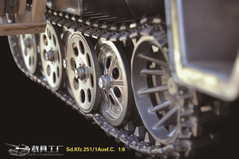  Artikelbild 5 des Artikels “Diecast Sd.Kfz.251:1Ausf.C. (Grey) “
