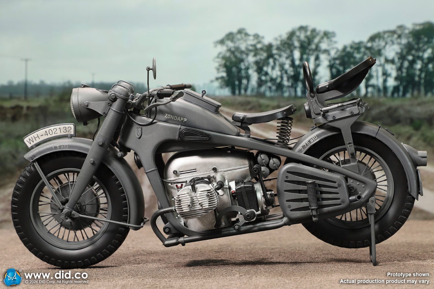  Product image 5 of the product “German Zündapp KS 750 Motorcycle with sidecar (Gray) - in 1/6 scale ”