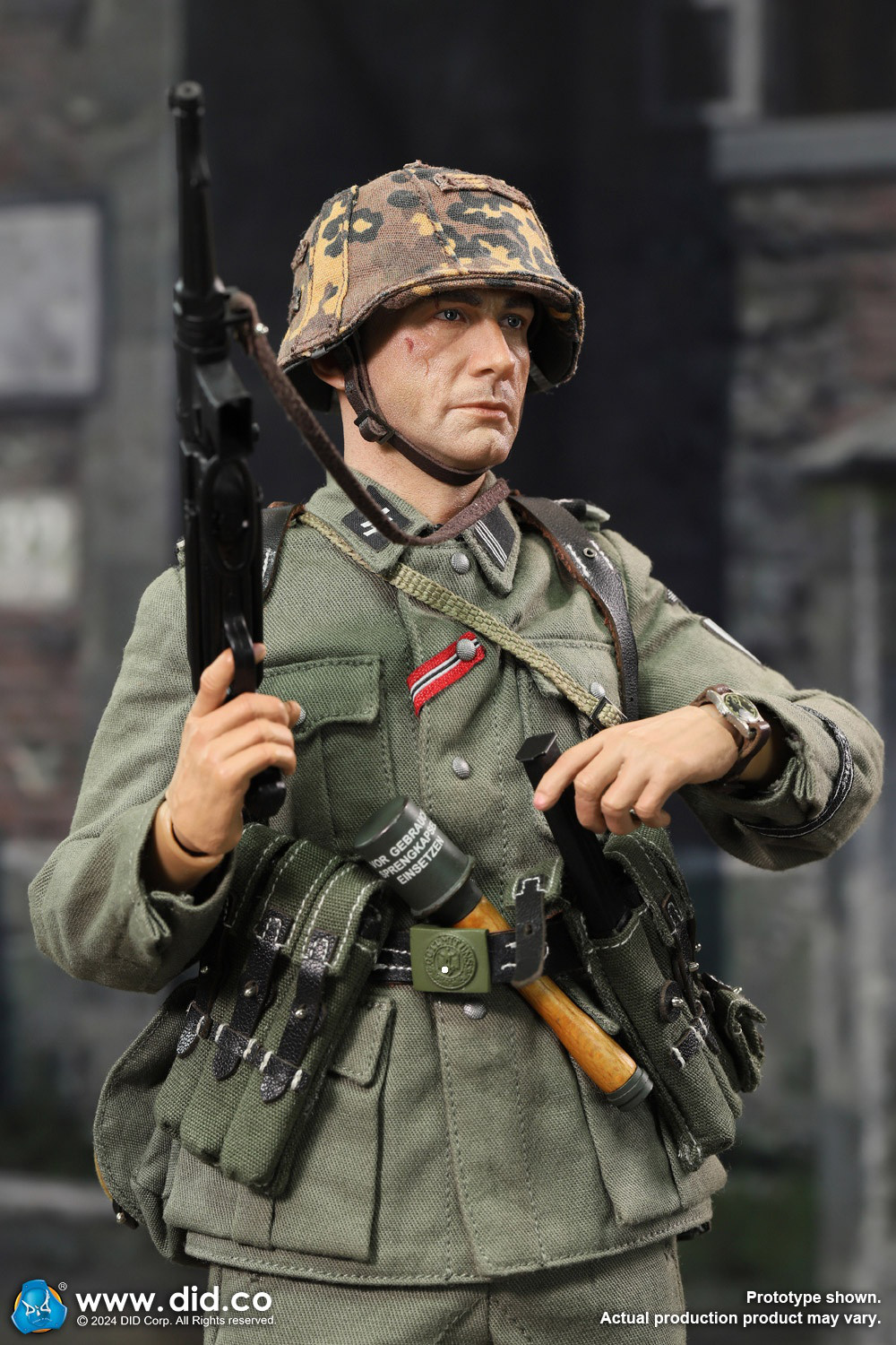  Product image 5 of the product “Joerg - Rottenführer Flammenwerfer Abt 1/6 ”