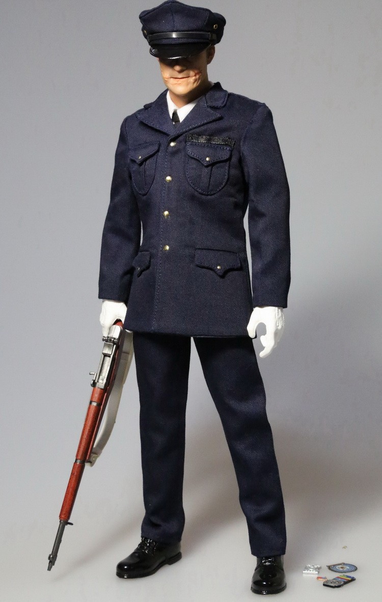  Artikelbild 5 des Artikels “The Joker Set (Officer) 1:6 “