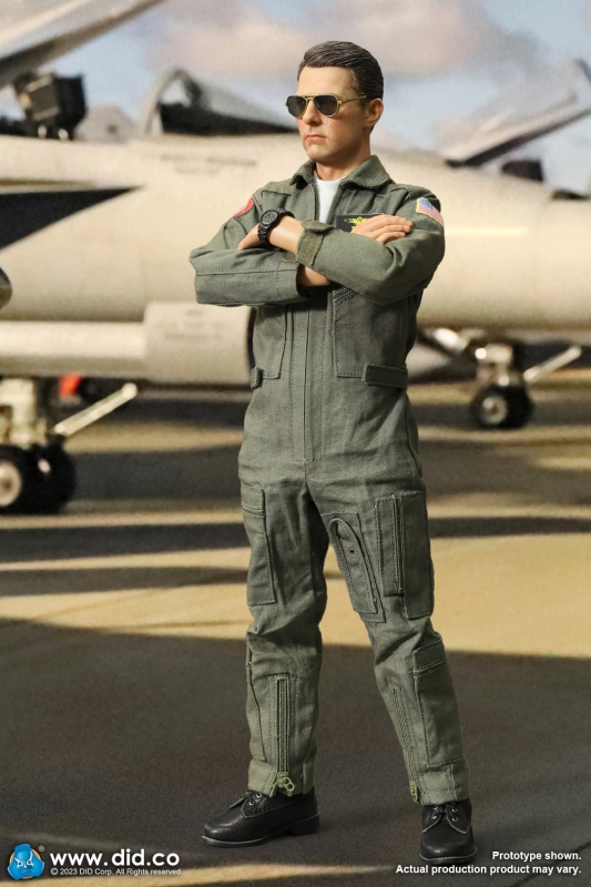  Product image 5 of the product “Captain Pete Mitchell - US Navy Fighter Weapons School Instructor F/A-18E Pilot - in 1/6 scale ”