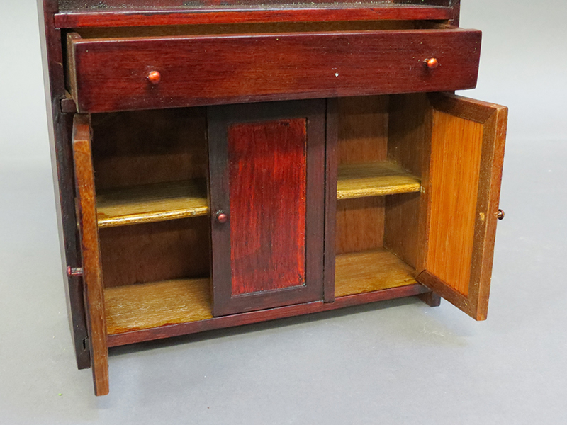  Artikelbild 5 des Artikels “Küchenschranck in Holz 1:6 “