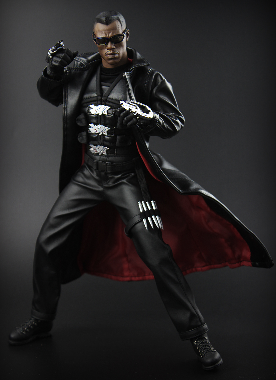  Artikelbild 6 des Artikels “Blade II Actionfigur 1:6 Basic Edition “